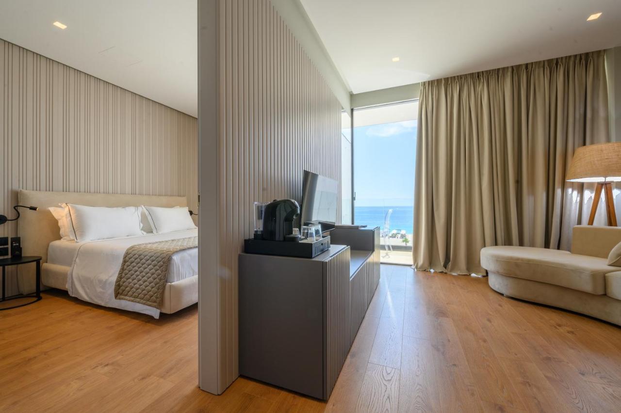 Miamar Hotel Himare Bagian luar foto